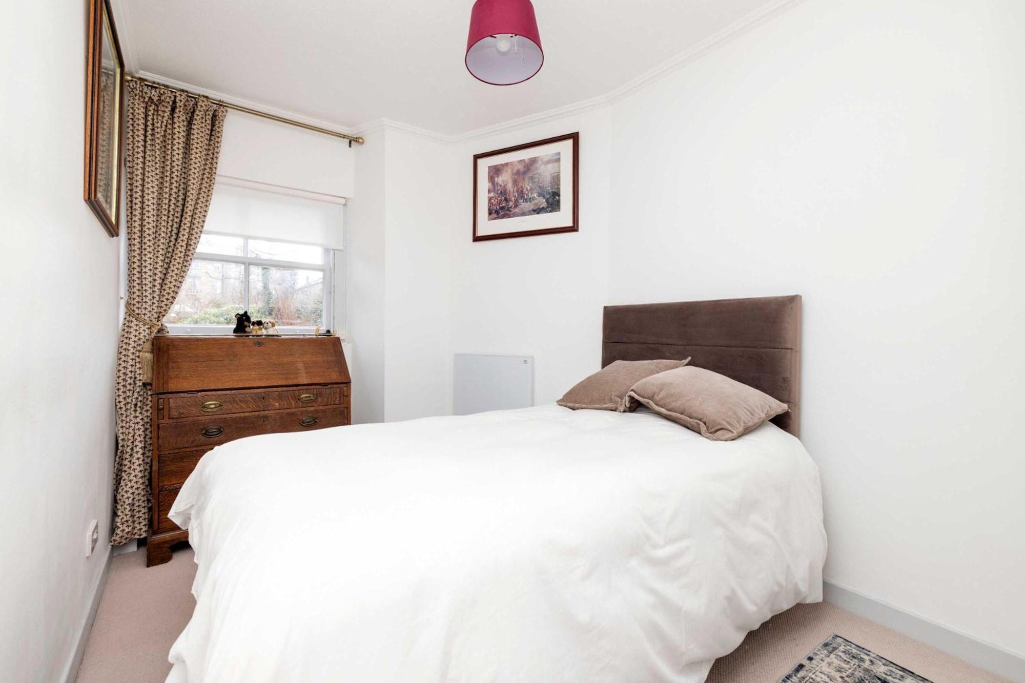 Apartment Joivy Spacious 2-bedroom Ground Floor Flat